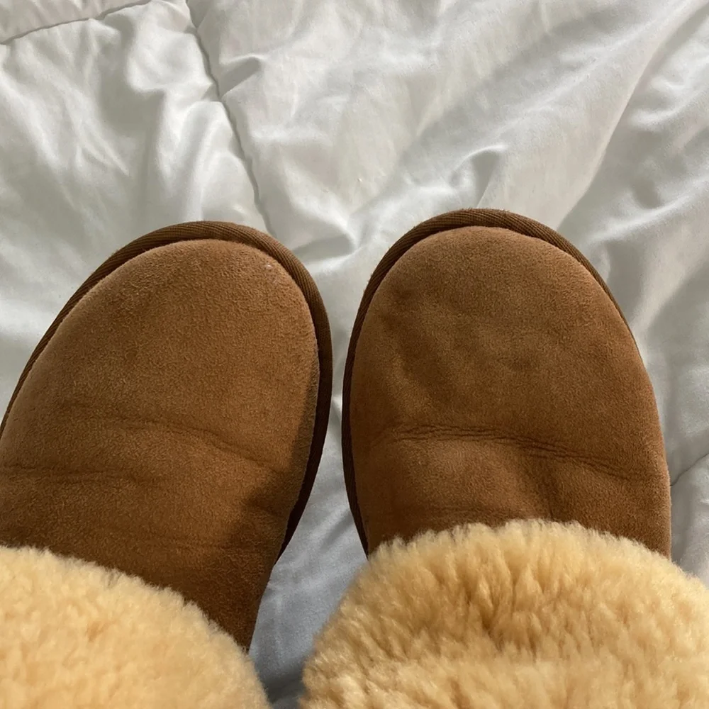 UGG® Bailey Bow II Suede Tall Water-Resistant Cold Weather Boots size 7 - Picture 8 of 17